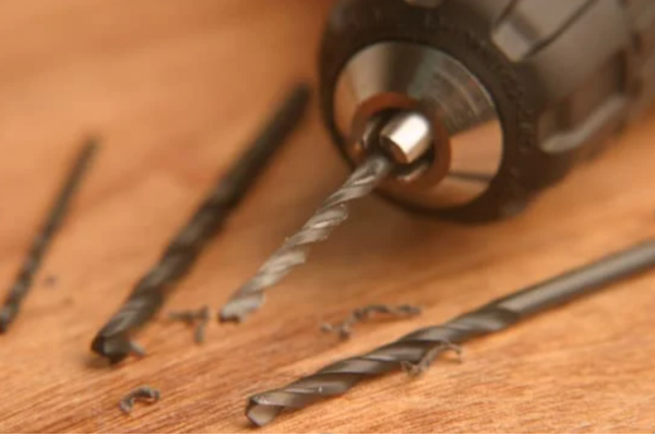 Functioning of Left-Handed Drill Bits