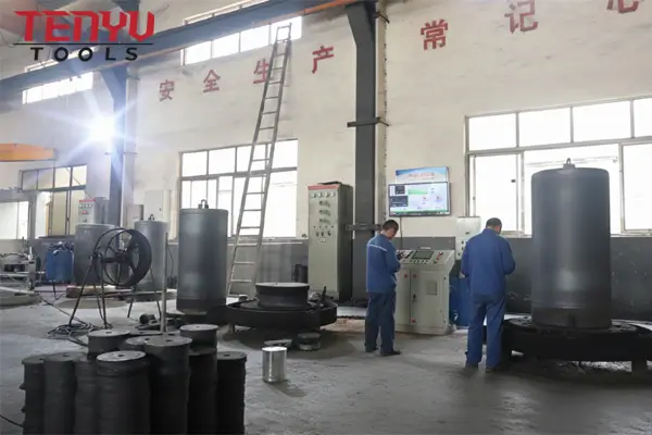 Industrial diamond saw blade production line at Tenyu Tool factory