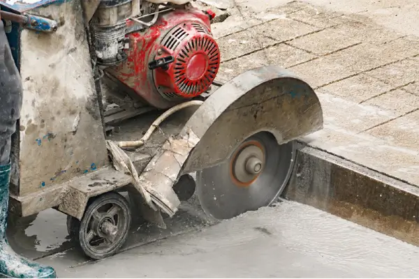Laser Welded Segmented Diamond Blade for Concrete 600x400