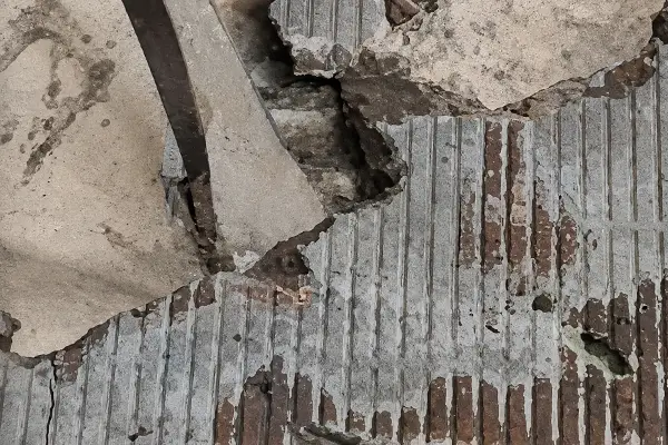using SDS chisel safely on concrete